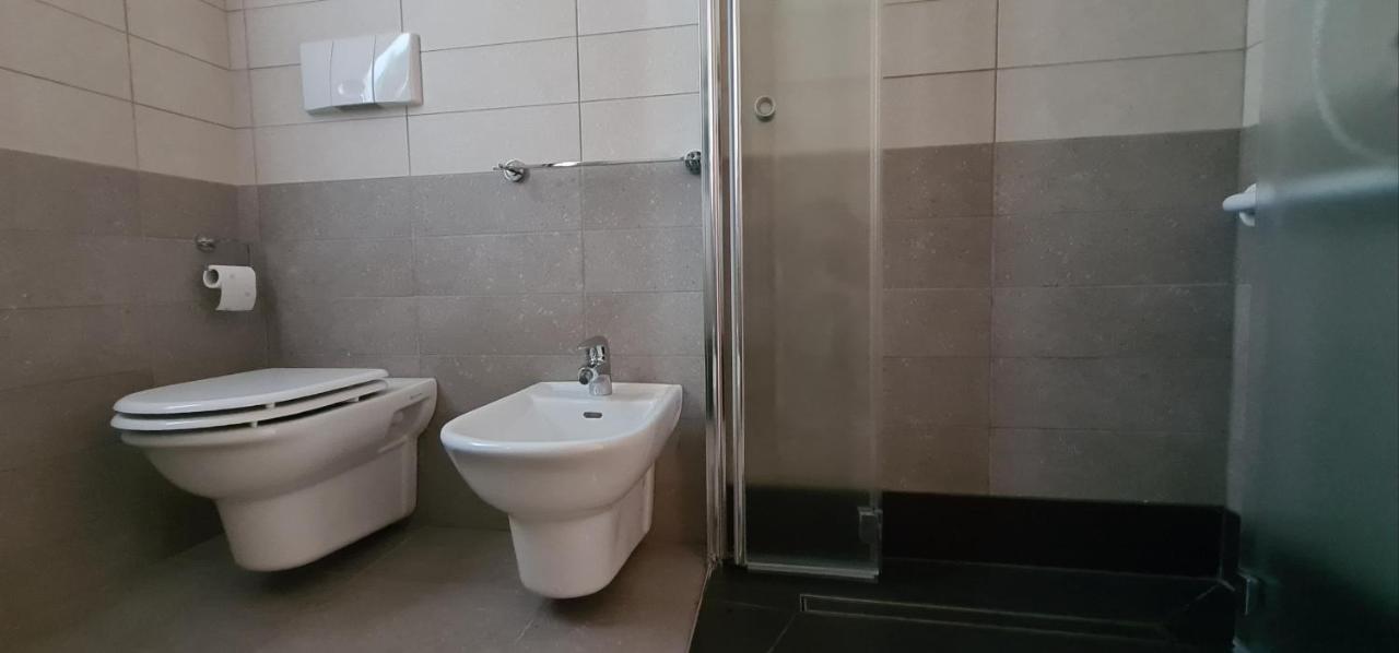 Garda Lake Aloha Apartment Torbole Sul Garda Bagian luar foto